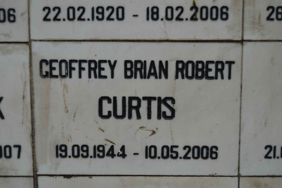 CURTIS Geoffrey Brian Robert 1944-2006