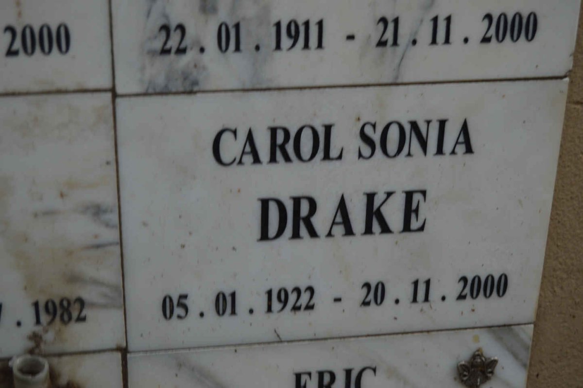 DRAKE Carol Sonia 1922-2000