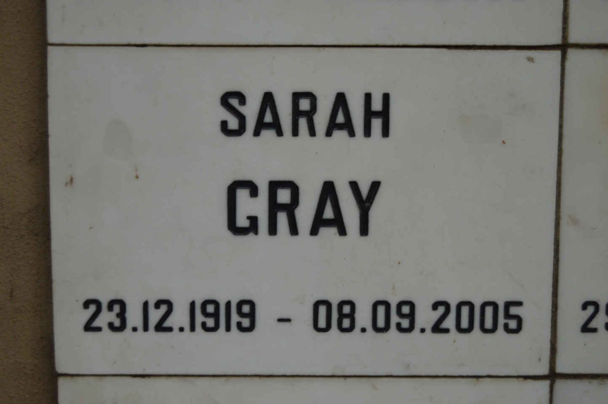 GRAY Sarah 1919-2005
