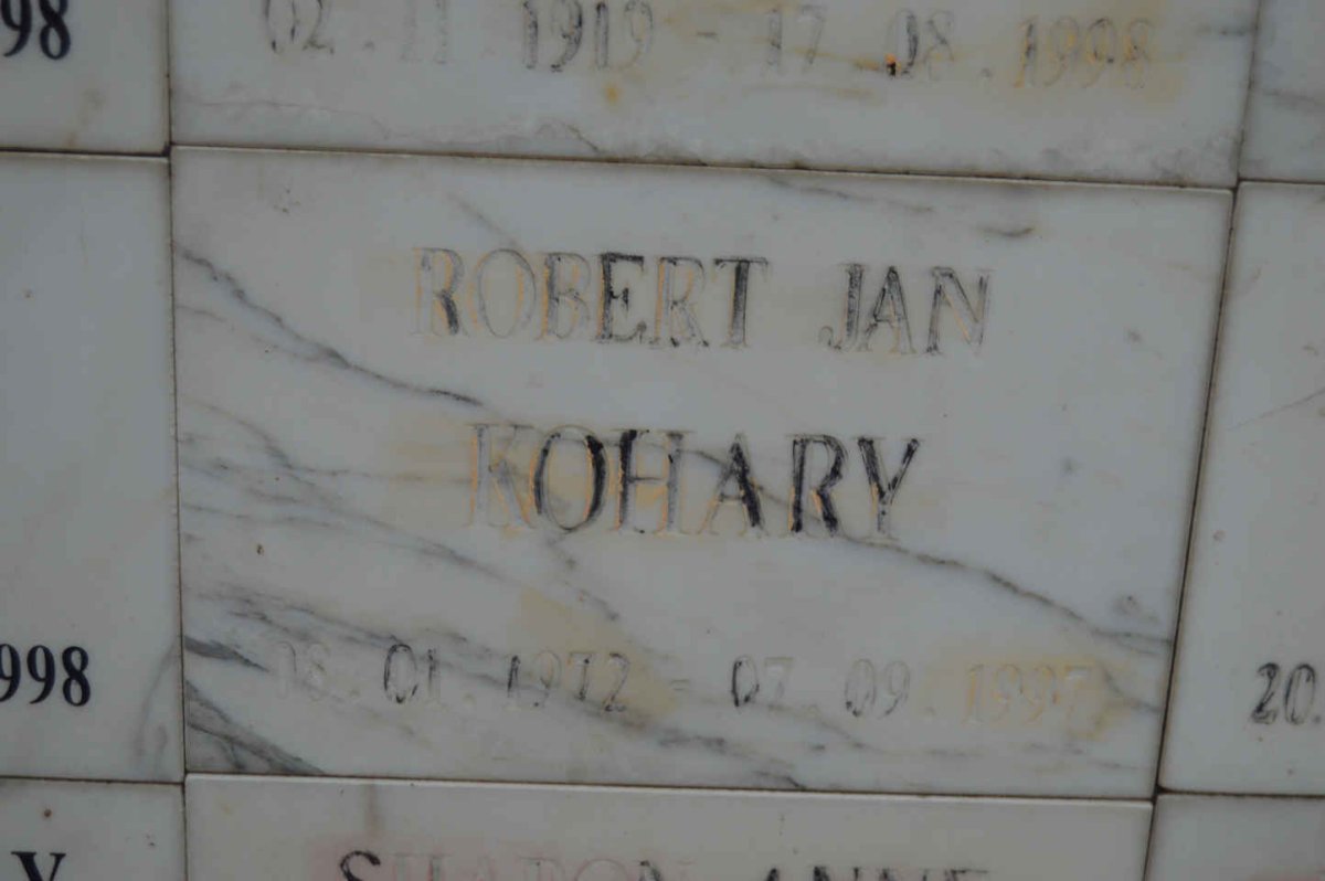 KOHARY Robert Jan 1972-1997