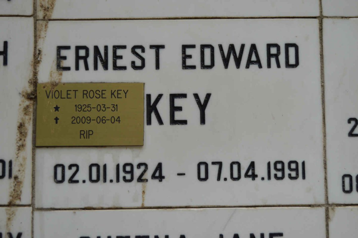 KEY Ernest Edward 1924-1991 &amp; Violet Rose 1925-2005
