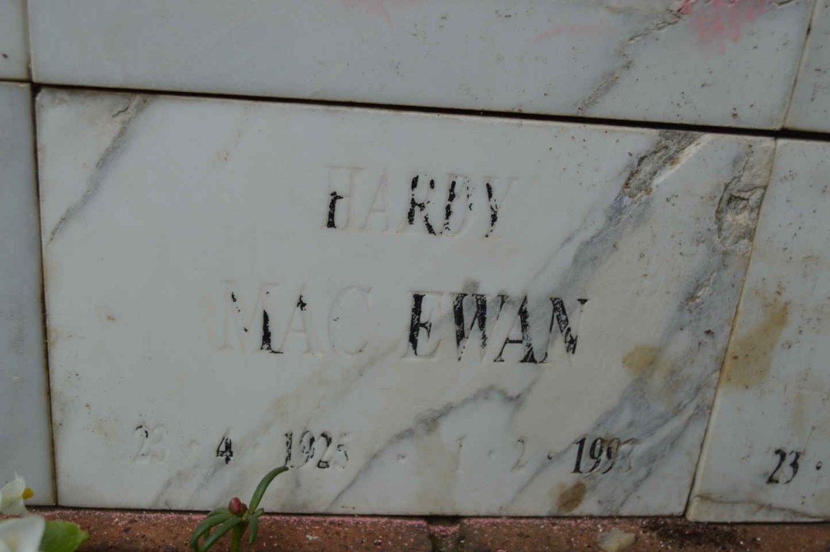 MACEWAN Hardy 1925-1993