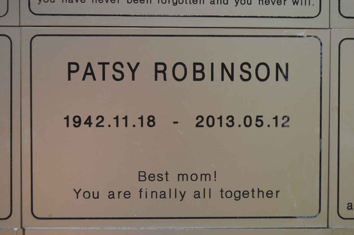 ROBINSON Patsy 1942-2013