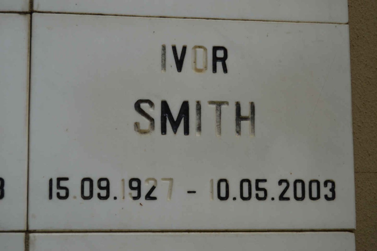 SMITH Ivor 1927-2003