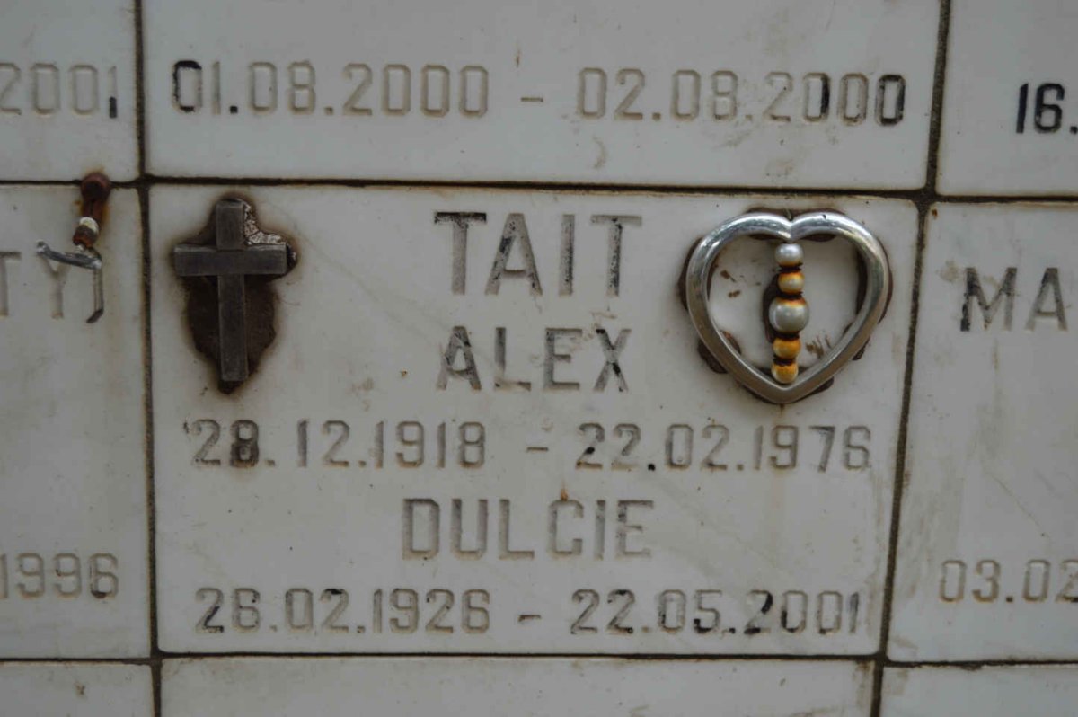 TAIT Alex 1918-1976 &amp; Dulcie 1926-2001