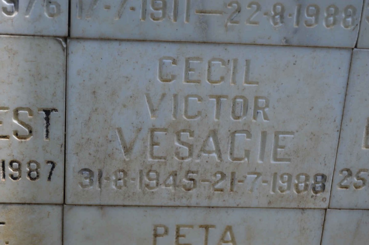 VESAGIE Cecil Victor 1945-1988