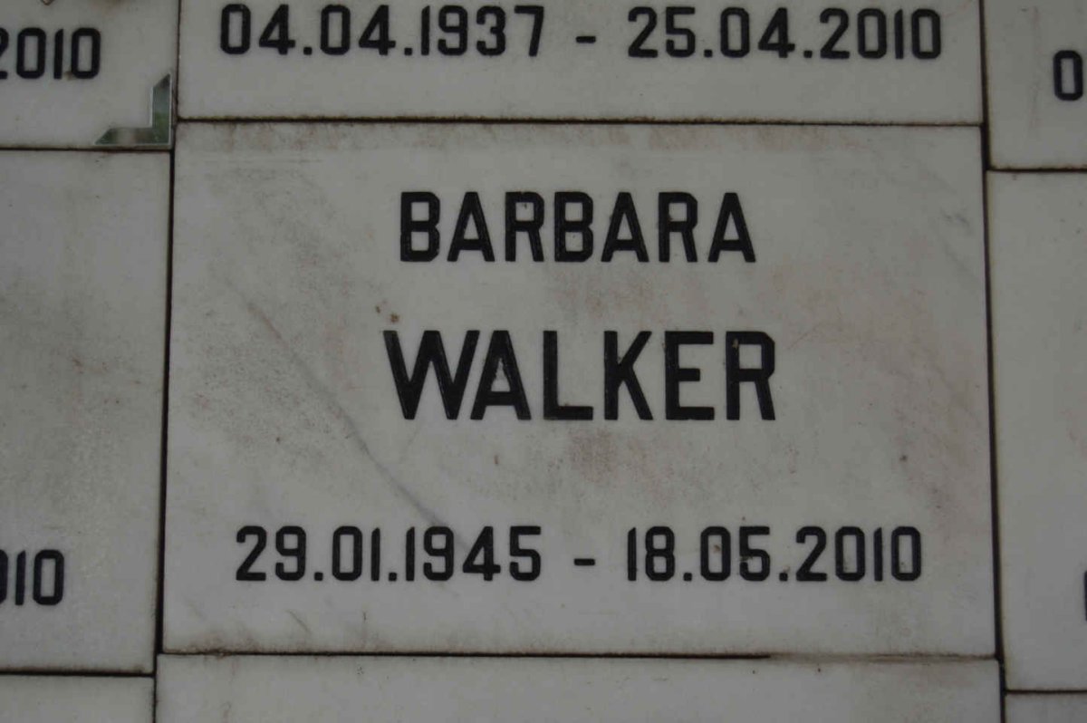 WALKER Barbara 1945-2010