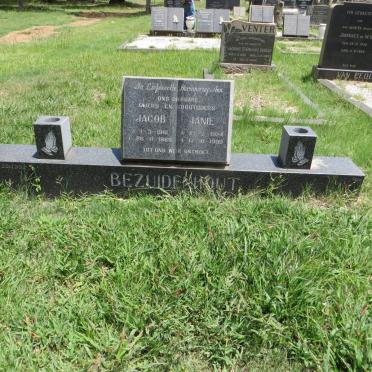 BEZUIDENHOUT Jacob 1918-1969 &amp; Janie 1924-1999