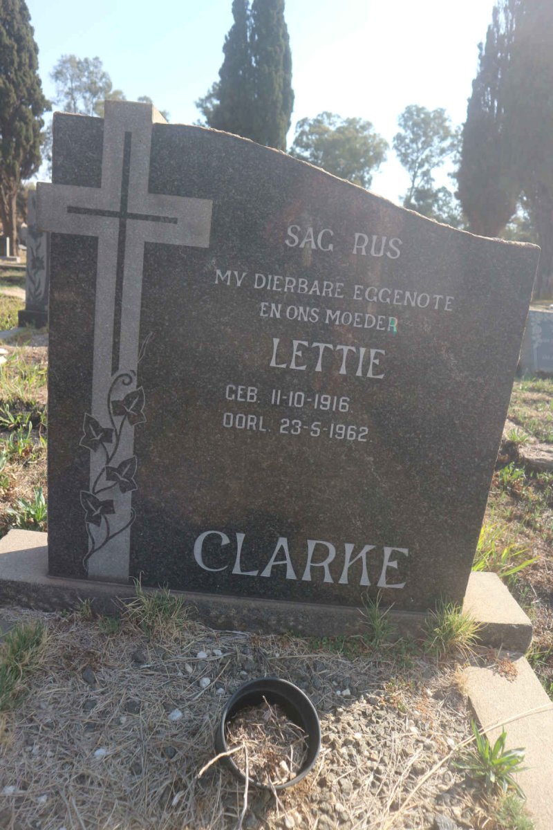 CLARKE Lettie 1916-1962