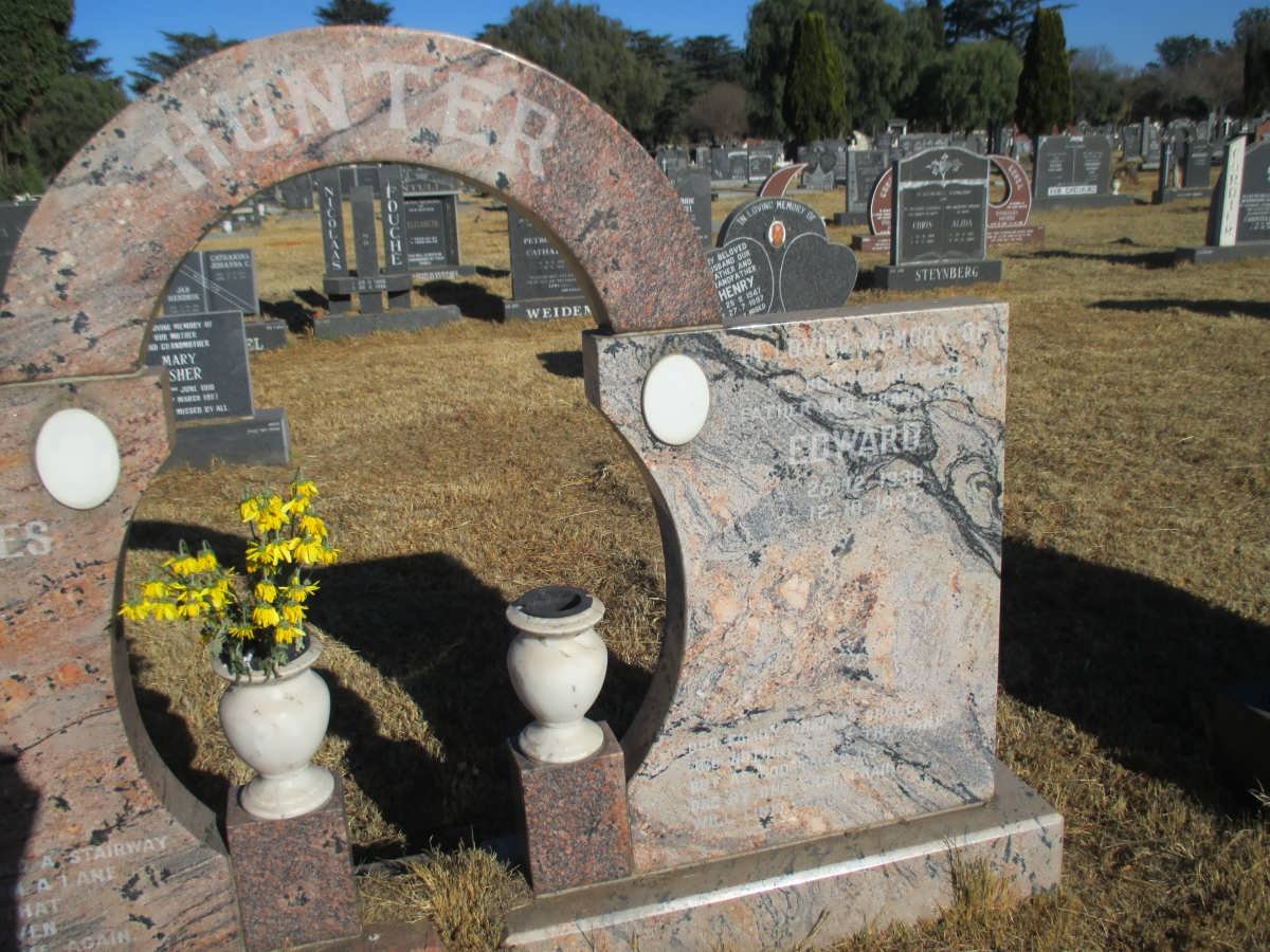 HUNTER Edward 1938-1997