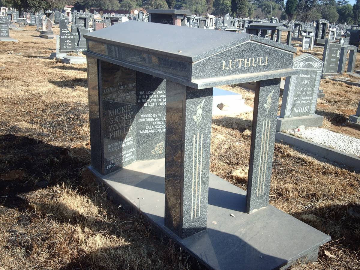 LUTHULI Mickie Mzwandile Phillip 1952-2006