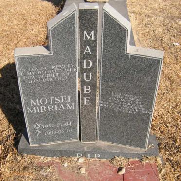 MADUBE Motsei Mirriam 1950-1999