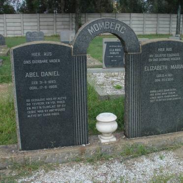 MOMBERG Abel Daniel 1893-1968 &amp; Elizabeth Maria 1901-1956