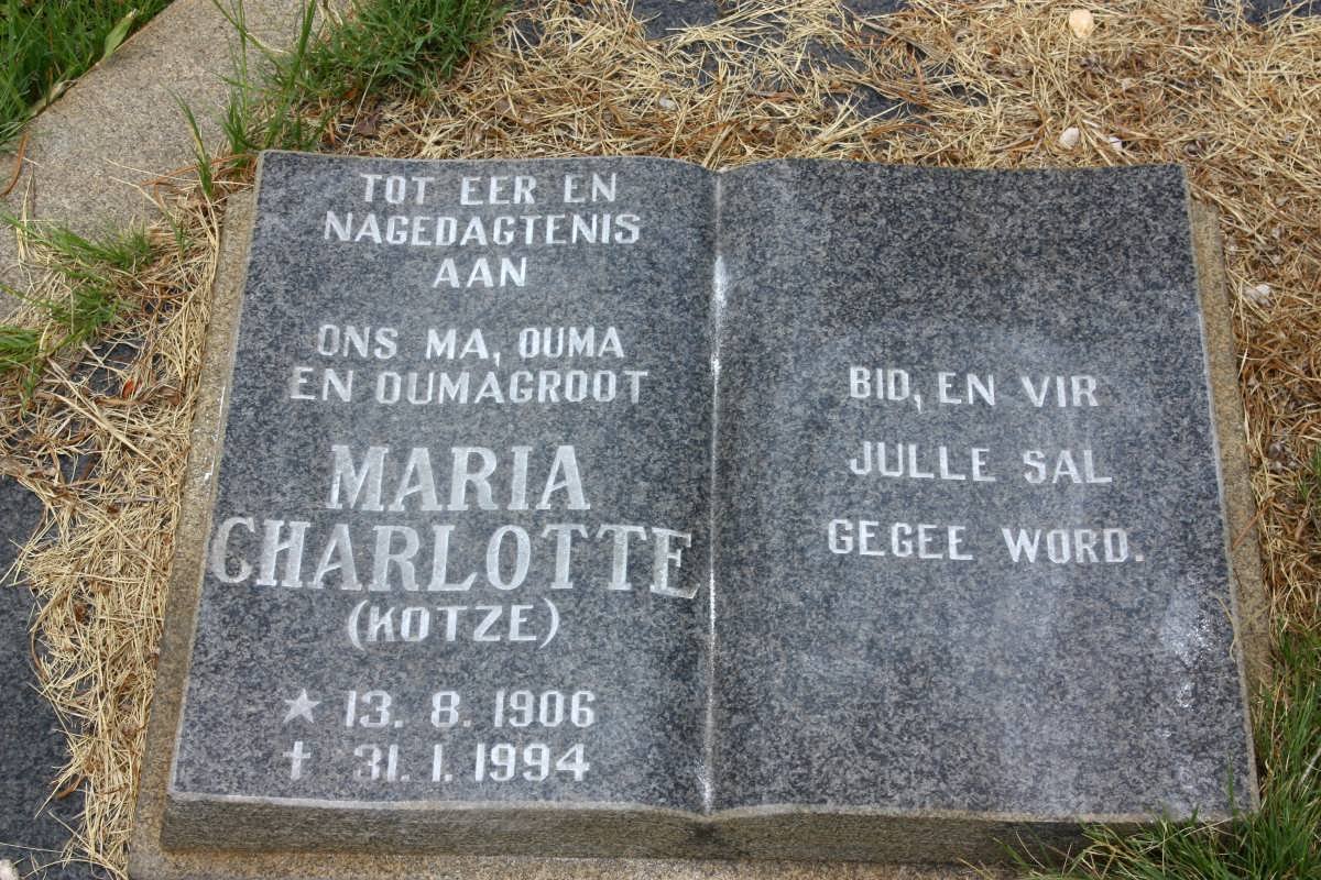 NAUDE D.W.S. 1897-1975 &amp; Maria Charlotte KOTZE 1906-1994