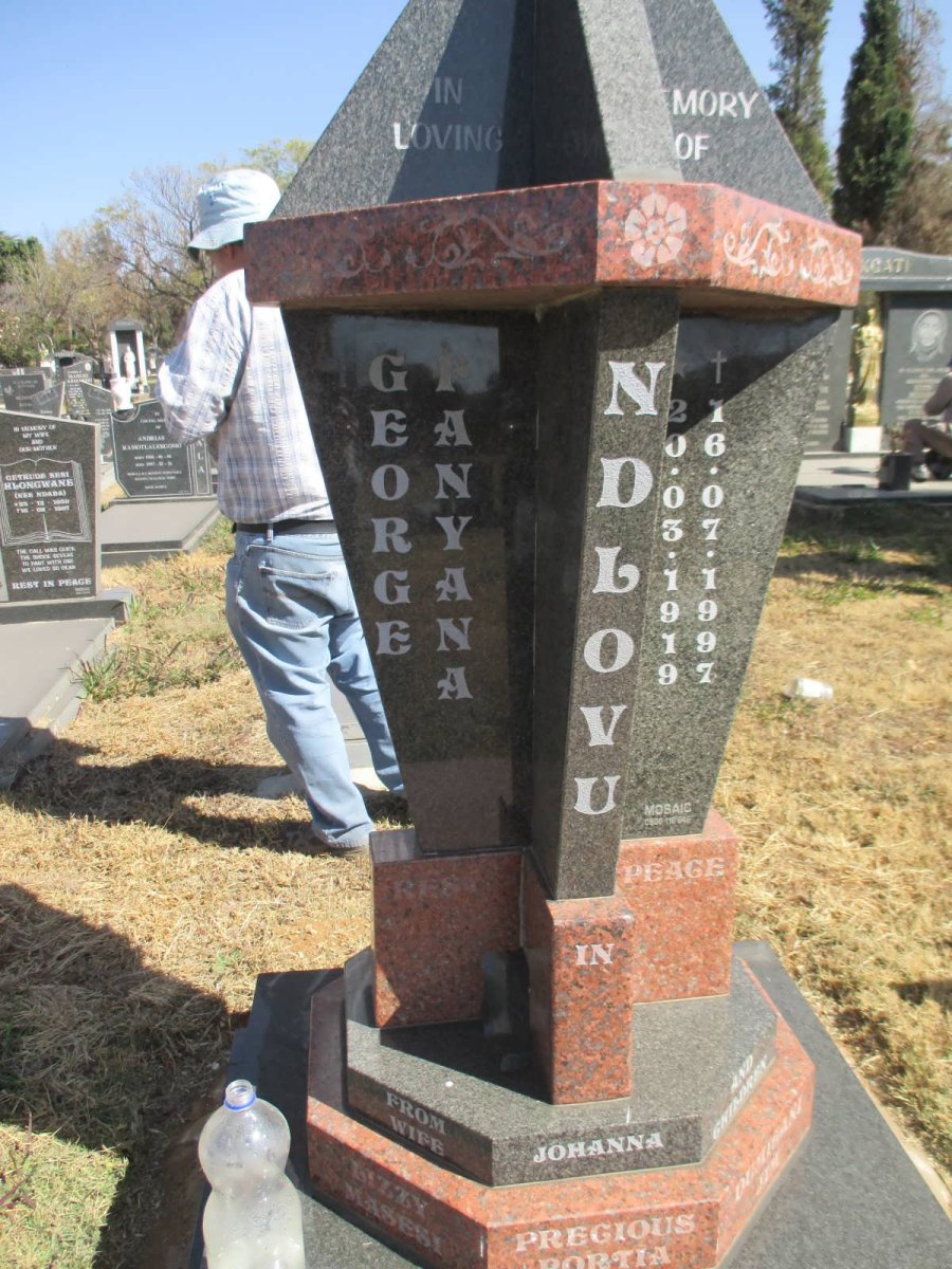 NDLOVU George Fanyana 1919-1997