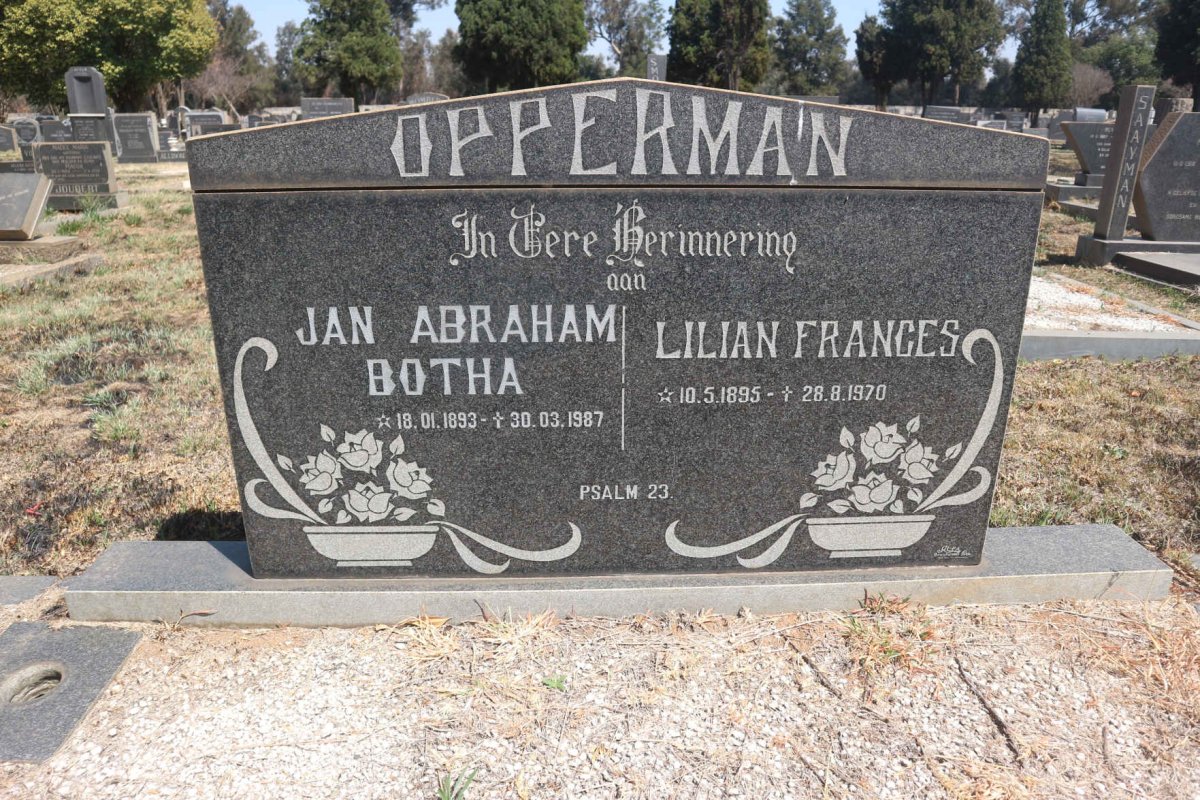 OPPERMAN Jan Abraham Botha 1893-1987 & Lilian Frances 1895-1970