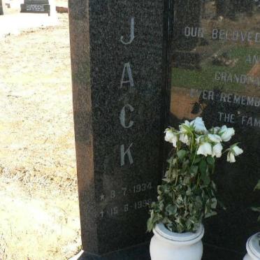 PADIYACHY Jack 1934-1999 &amp; ?mmie 1937-2001