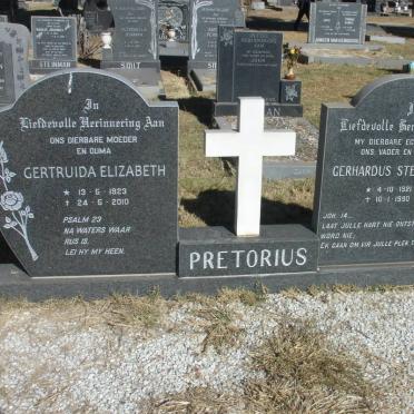 PRETORIUS Gerhardus Stefanus 1921-1990 &amp; Gertruida Elizabeth 1923-2010