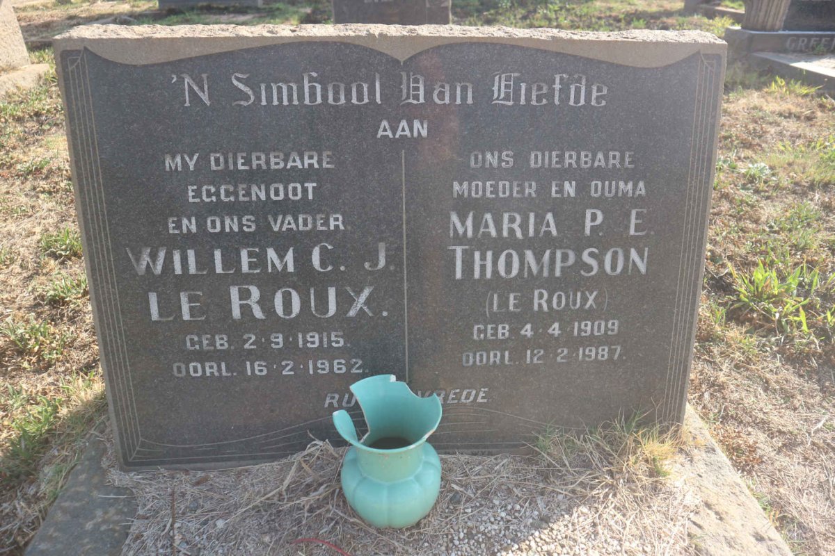 ROUX Willem C.J., le 1915-1962 & Maria P.E. THOMPSON 1909-1987