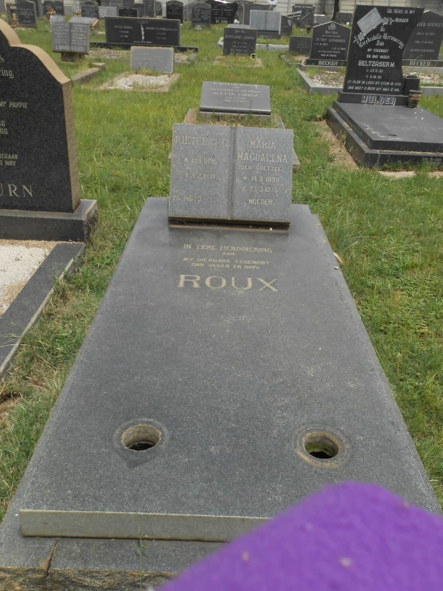 ROUX Pieter J.C. 1896-1971 &amp; Maria Magdalena COETZEE 1898-1975