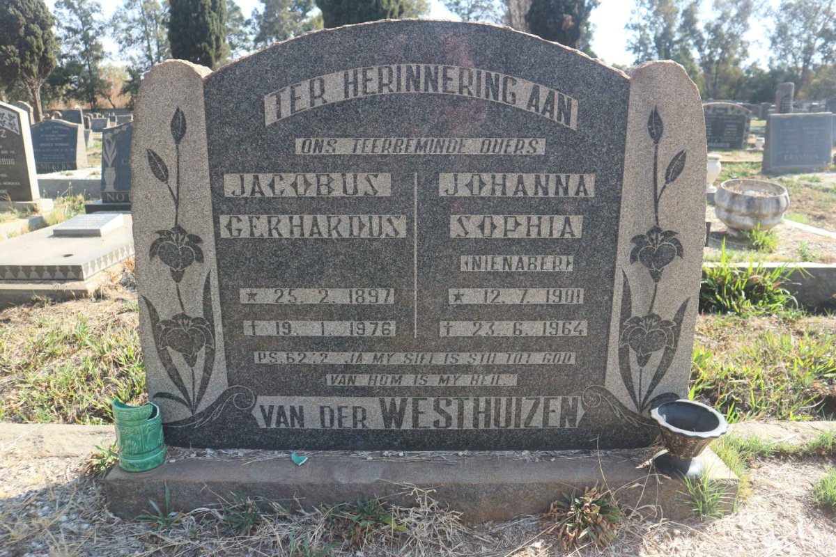 WESTHUIZEN Jacobus Gerhardus, van der 1897-1976 & Johanna Sophia NIENABER 1901-1964