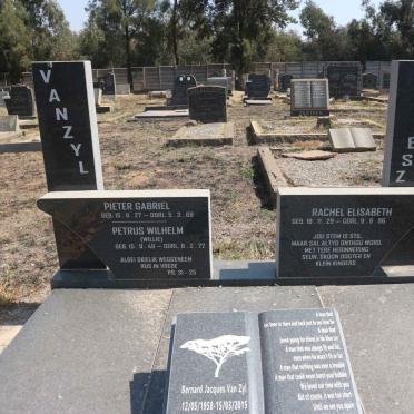 ZYL Pieter Gabriel, van 1927-1968 & Rachel Elisabeth JACOBSZ 1929-1996 :: VAN ZYL Petrus Wilhelm 1949-1972 :: VAN ZYL Bernard Jacques 1958-2015