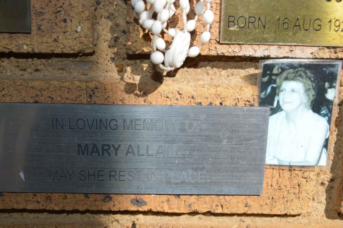ALLAM Mary