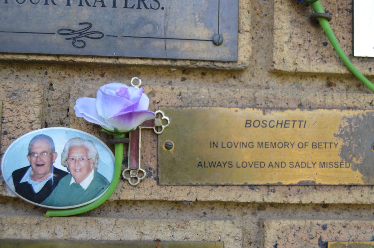 BOSCHETTI Gianni &amp; Betty