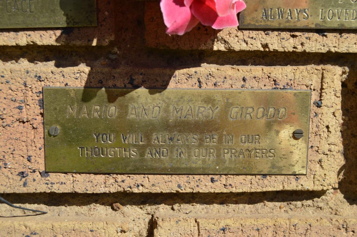 GIRODO Mario &amp; Mary