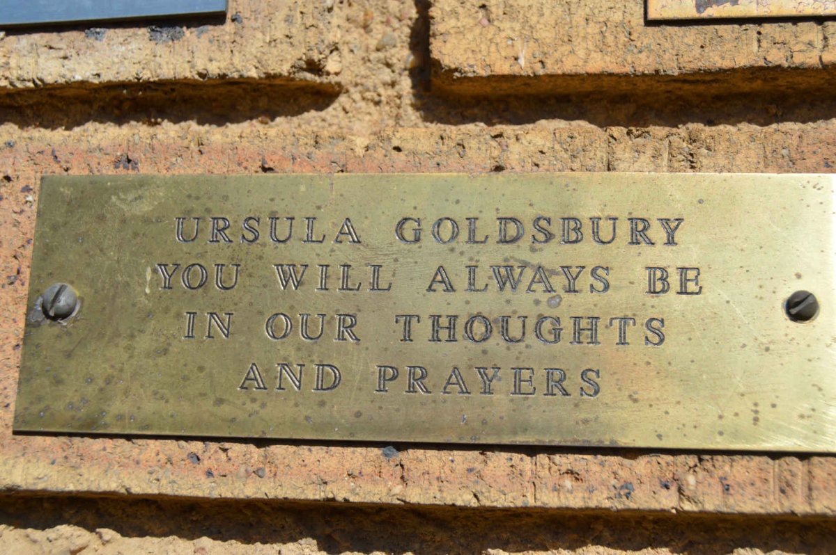 GOLDSBURY Ursula