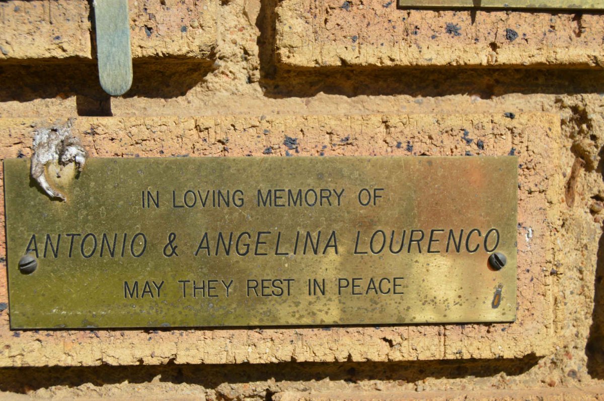 LOURENCO Antonio &amp; Angelina
