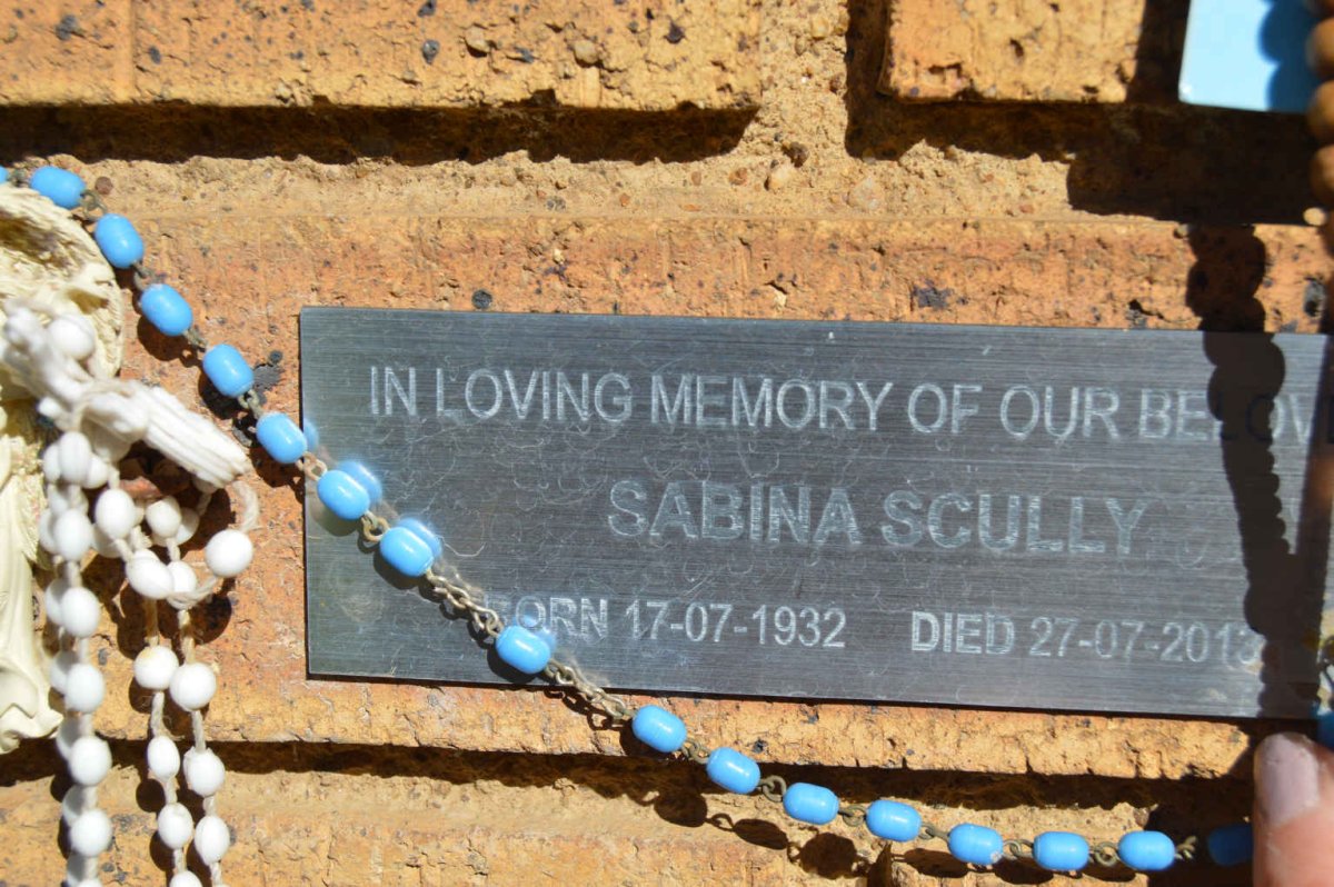 SCULLY Sabina 1932-2013