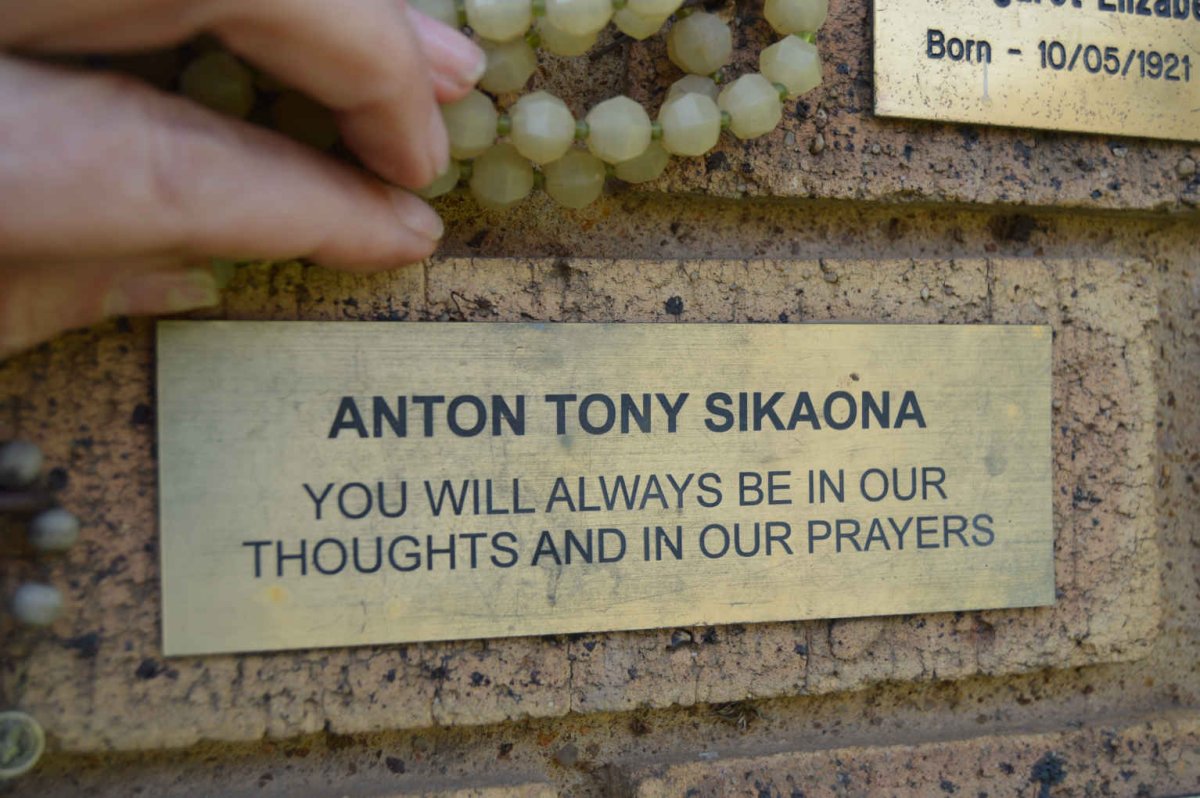 SIKAONA Anton Tony
