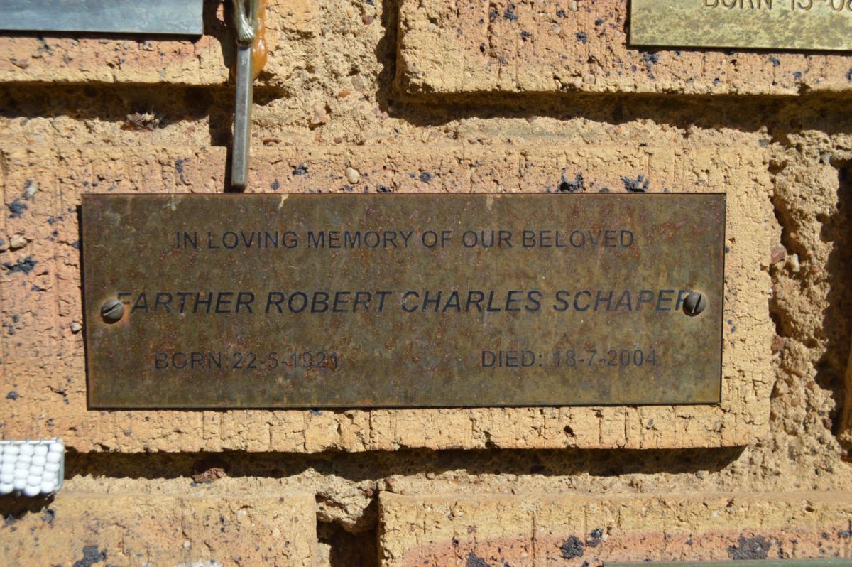 SCHAPER Robert Charles 1921-2004