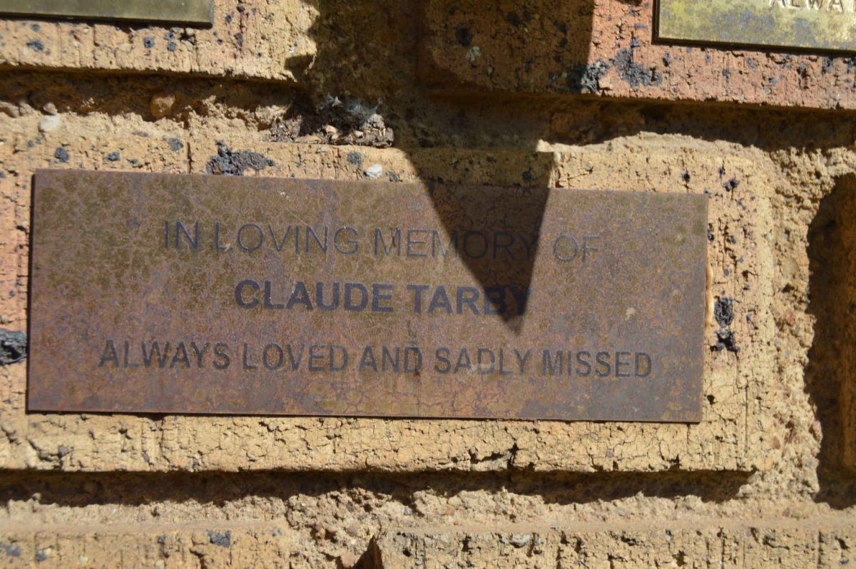 TARBY Claude