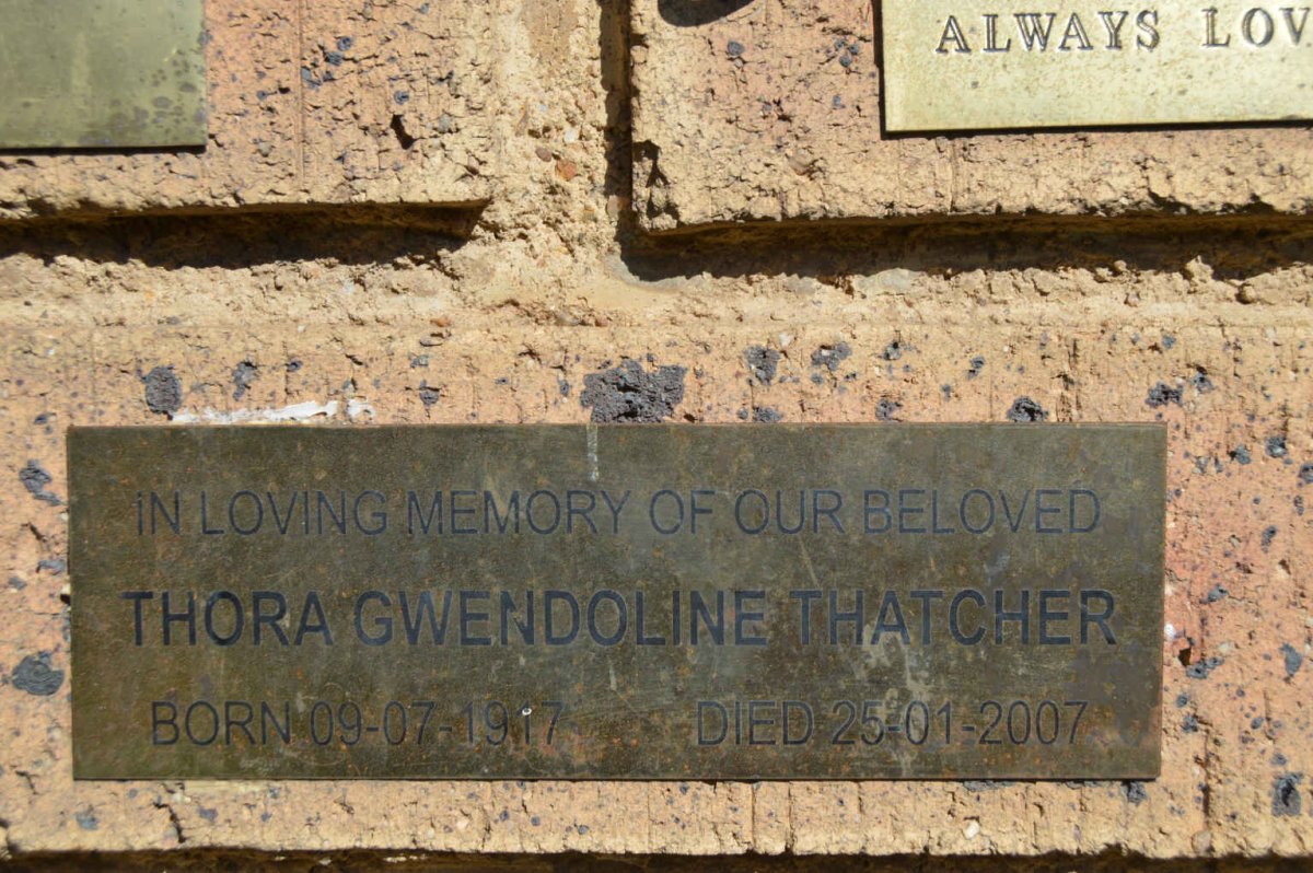 THATCHER Thora Gwendoline 1917-2007
