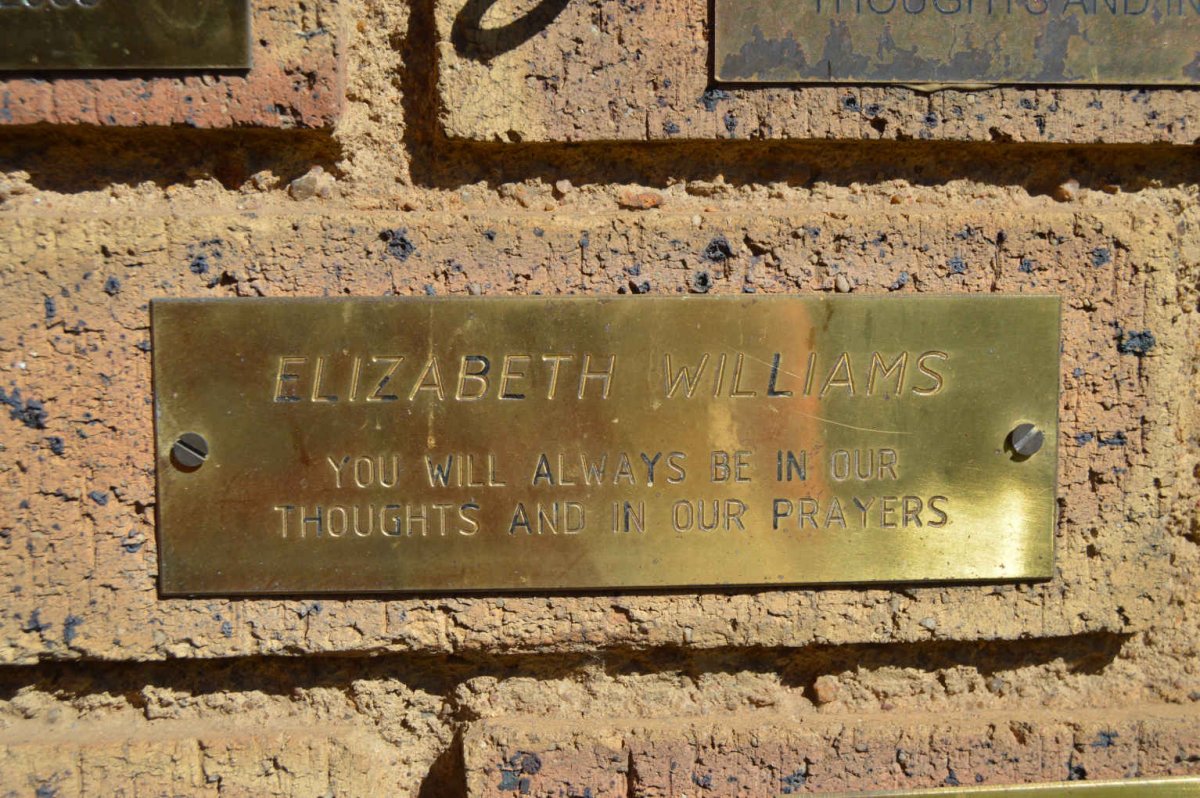 WILLIAMS Elizabeth