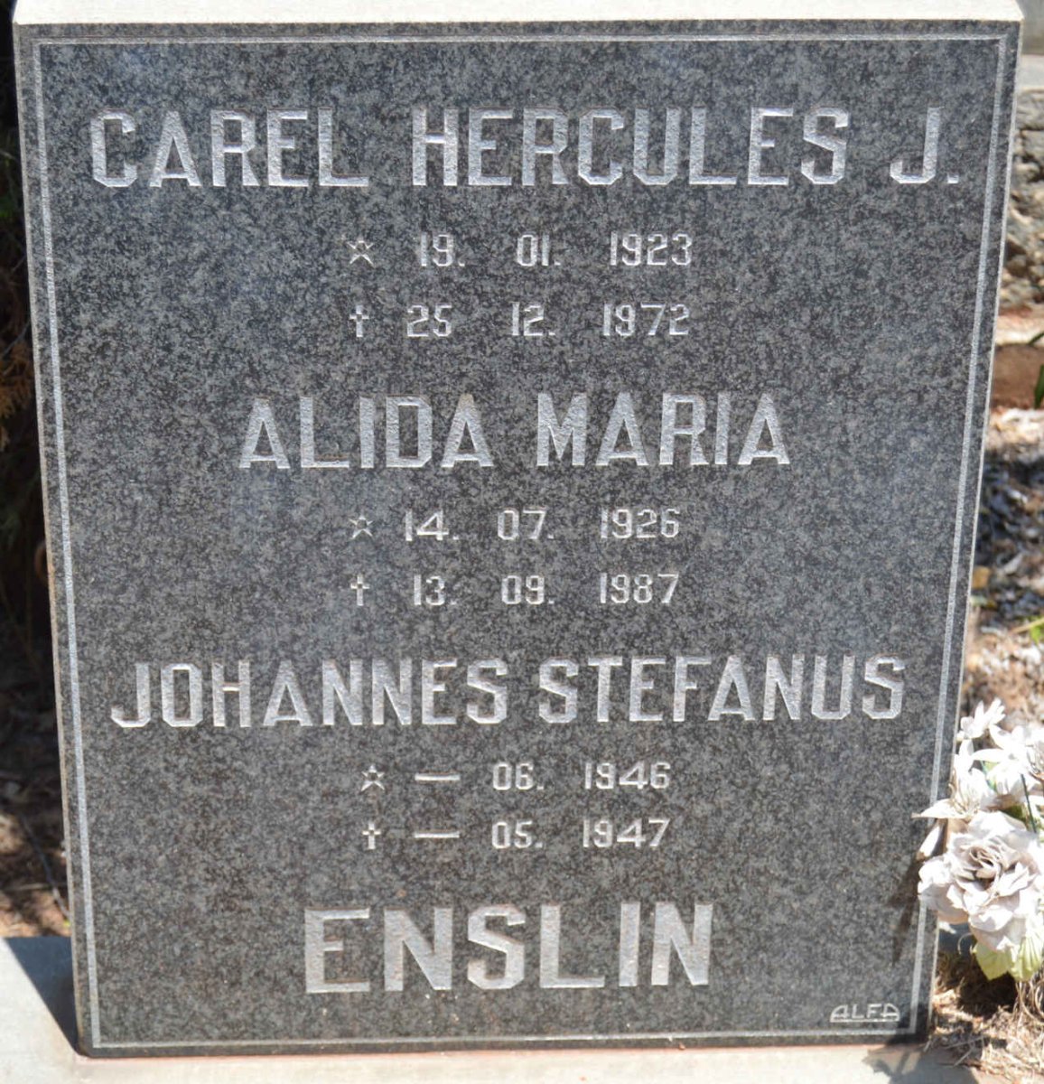 ENSLIN Carel Hercules J. 1923-1972 &amp; Alida Maria 1926-1987 :: ENSLIN Johannes Stefanus 1946-1947