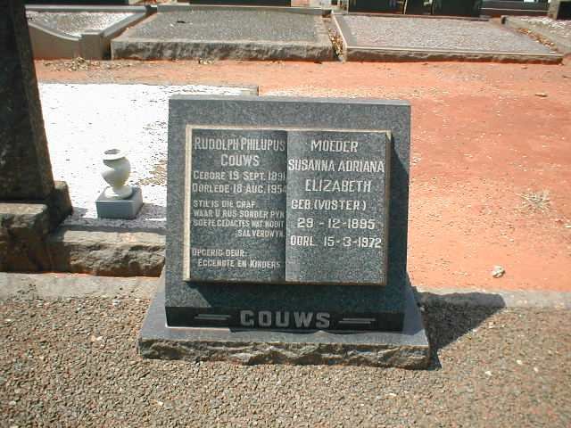 GOUWS Rudolph Philupus 1891-1954 &amp; Susanna Adriana Elizabeth VOSTER 1895-1972