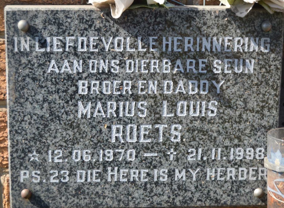 ROETS Marius Louis 1970-1998