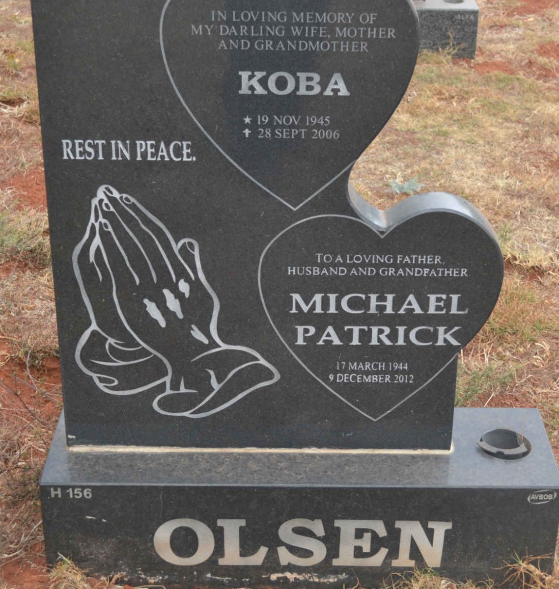 OLSEN Michael Patrick 1944-2012 &amp; Koba 1945-2006