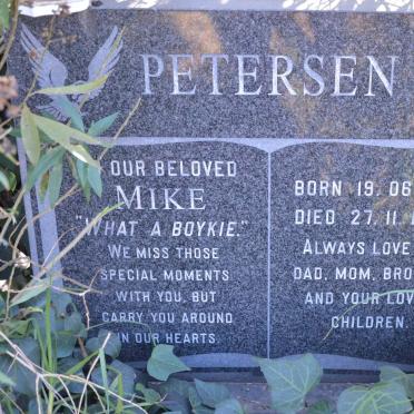 PETERSEN Mike 1961-1999