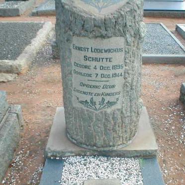 SCHUTTE Ernest Lodewickus 1895-1944