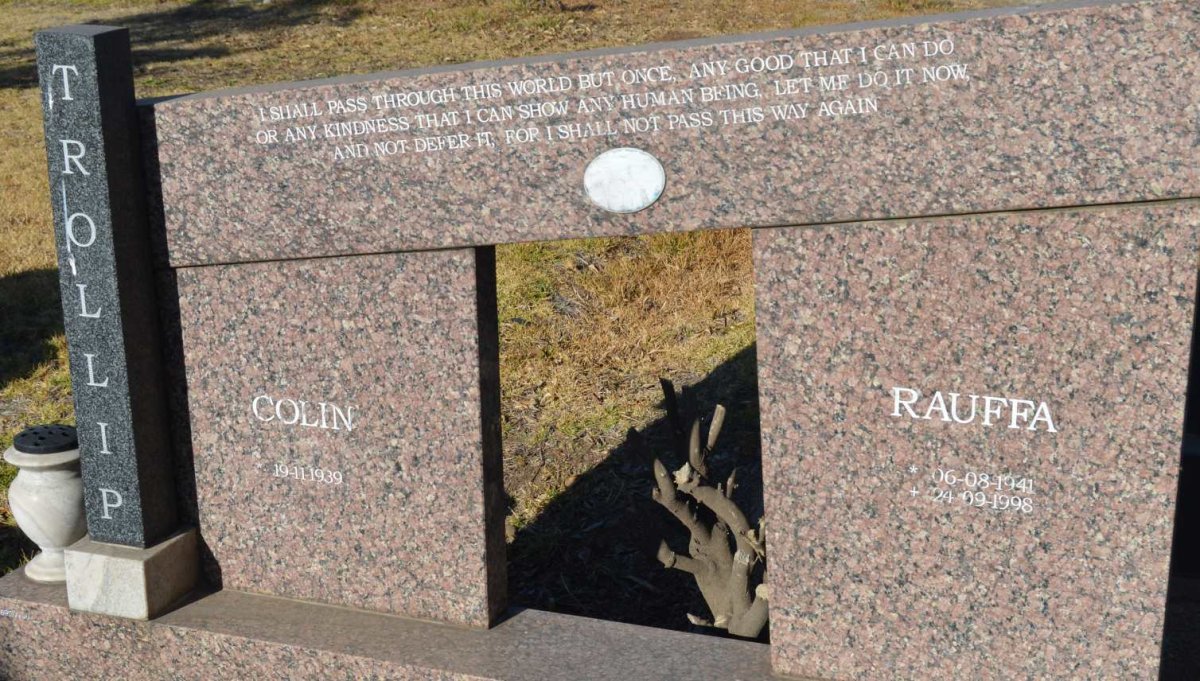 TROLLIP Colin 1939- &amp; Rauffa 1941-1998