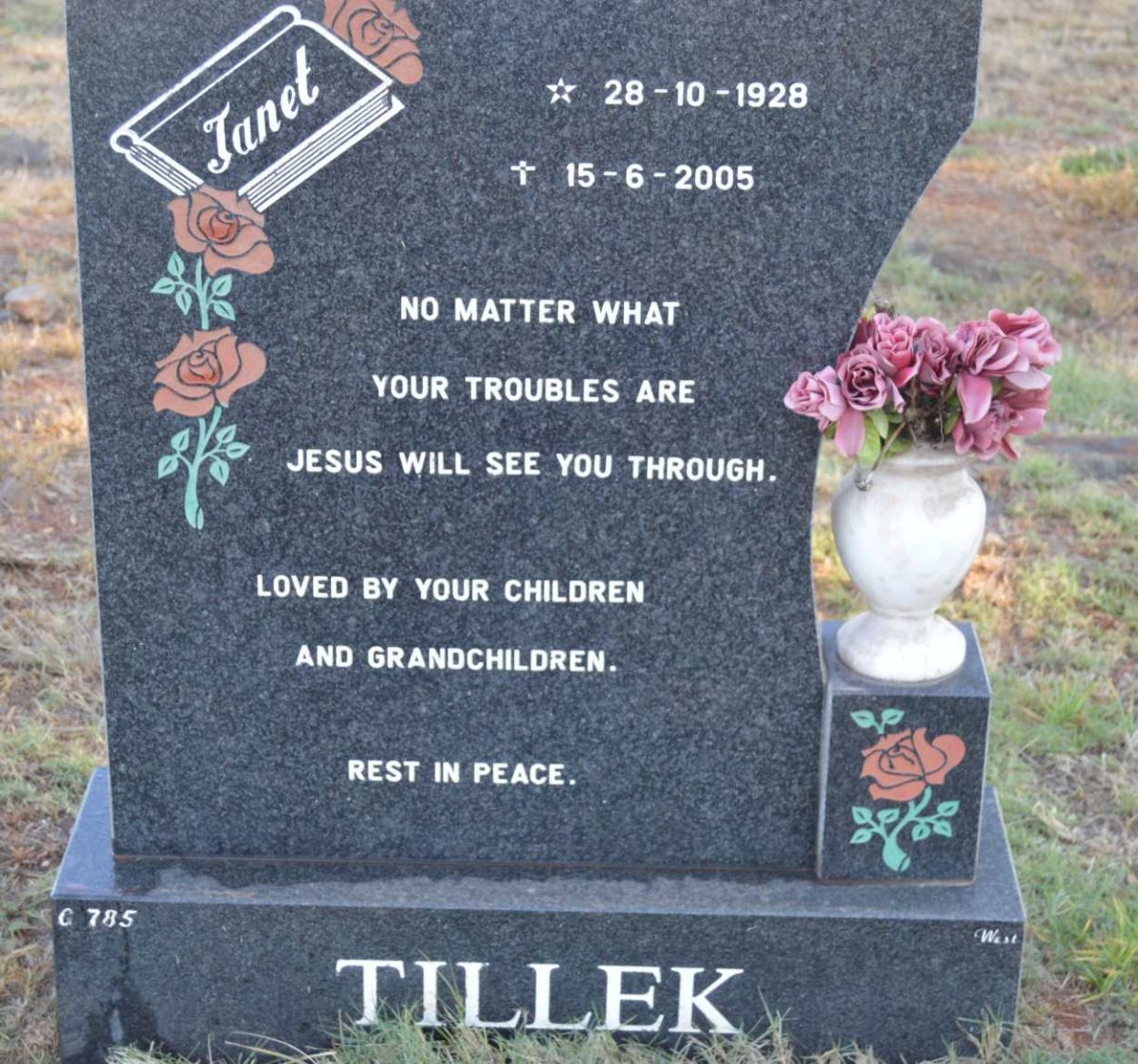 TILLEK Janet 1928-2005