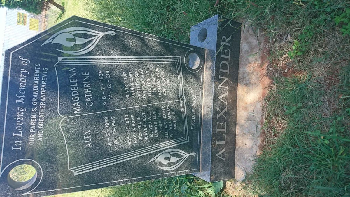 ALEXANDER Alex 1938-1989 &amp; Magdelena Cathrine 1939-2011