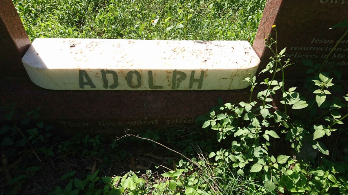 ADOLPH Aubrey Arnold 1936-1980 &amp; Gwendoline Pearl 1936-2004
