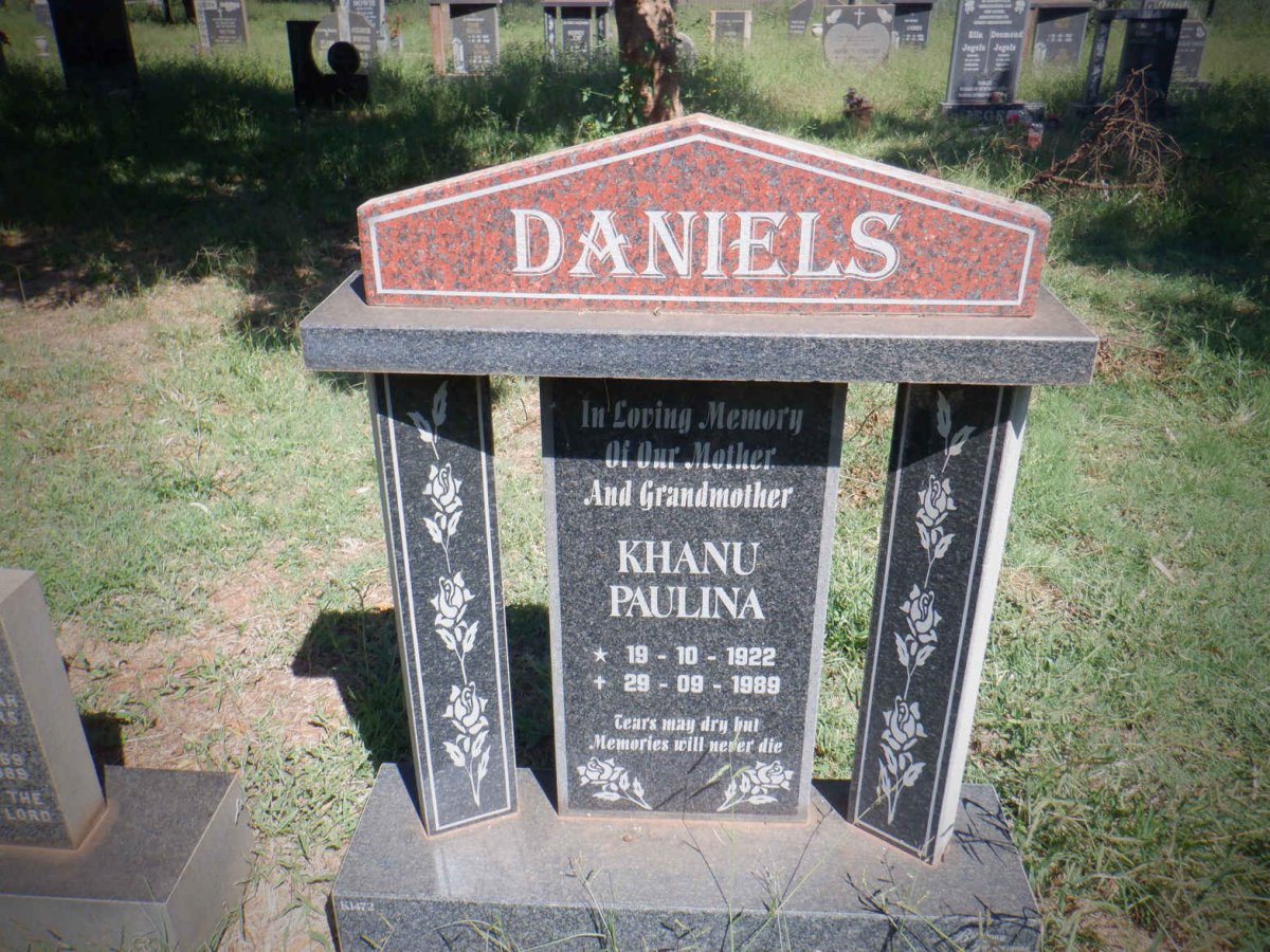 DANIELS Khanu Paulina 1922-1989