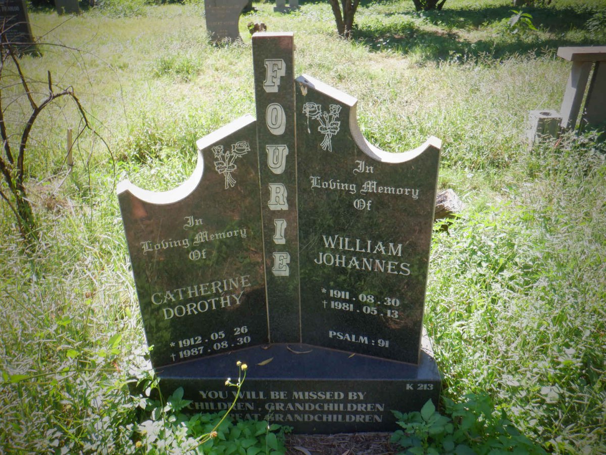 FOURIE William Johannes 1911-1981 &amp; Catherine Dorothy 1912-1987