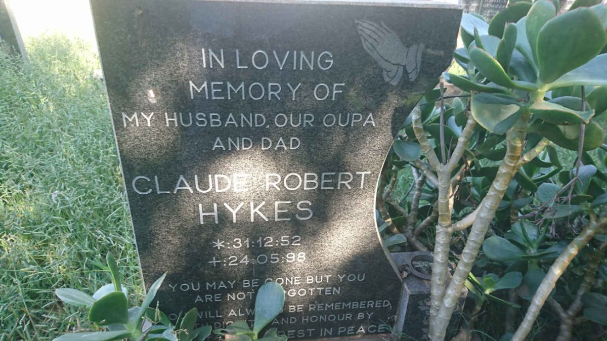 HYKES Claude Robert 1952-1998